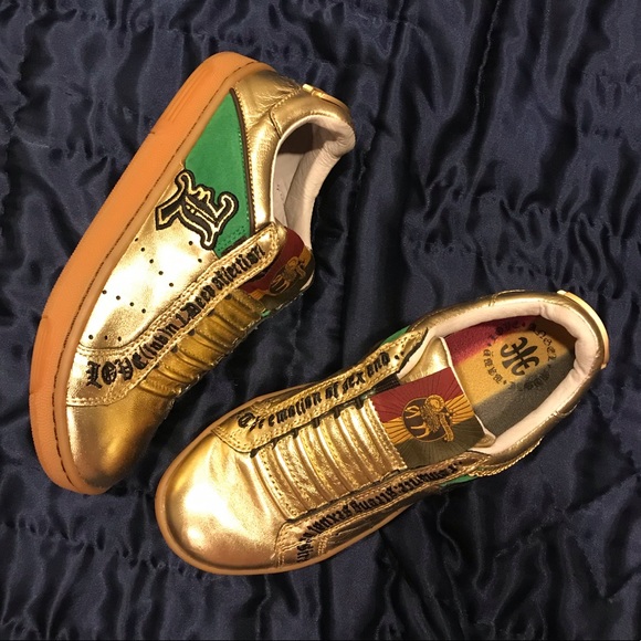 L.A.M.B. Shoes - RARE L.A.M.B. Gold Sneakers by Gwen Stefani (7.5)